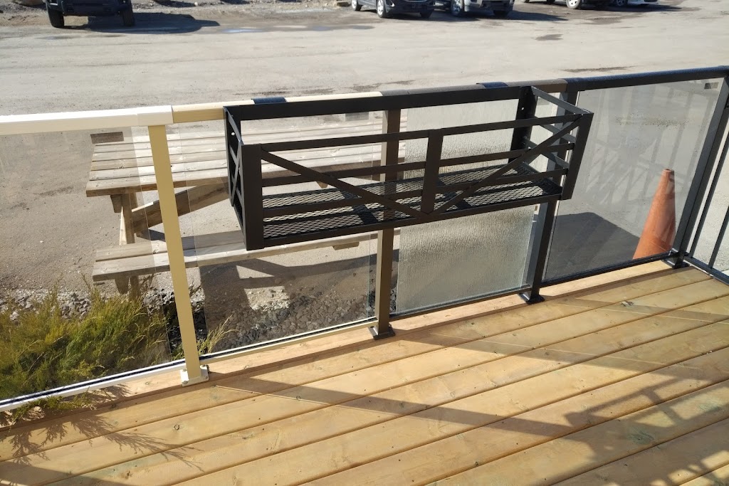 McLean Railings | 64168 393 Loop E, Aldersyde, AB T0L 0A0, Canada | Phone: (403) 995-0361