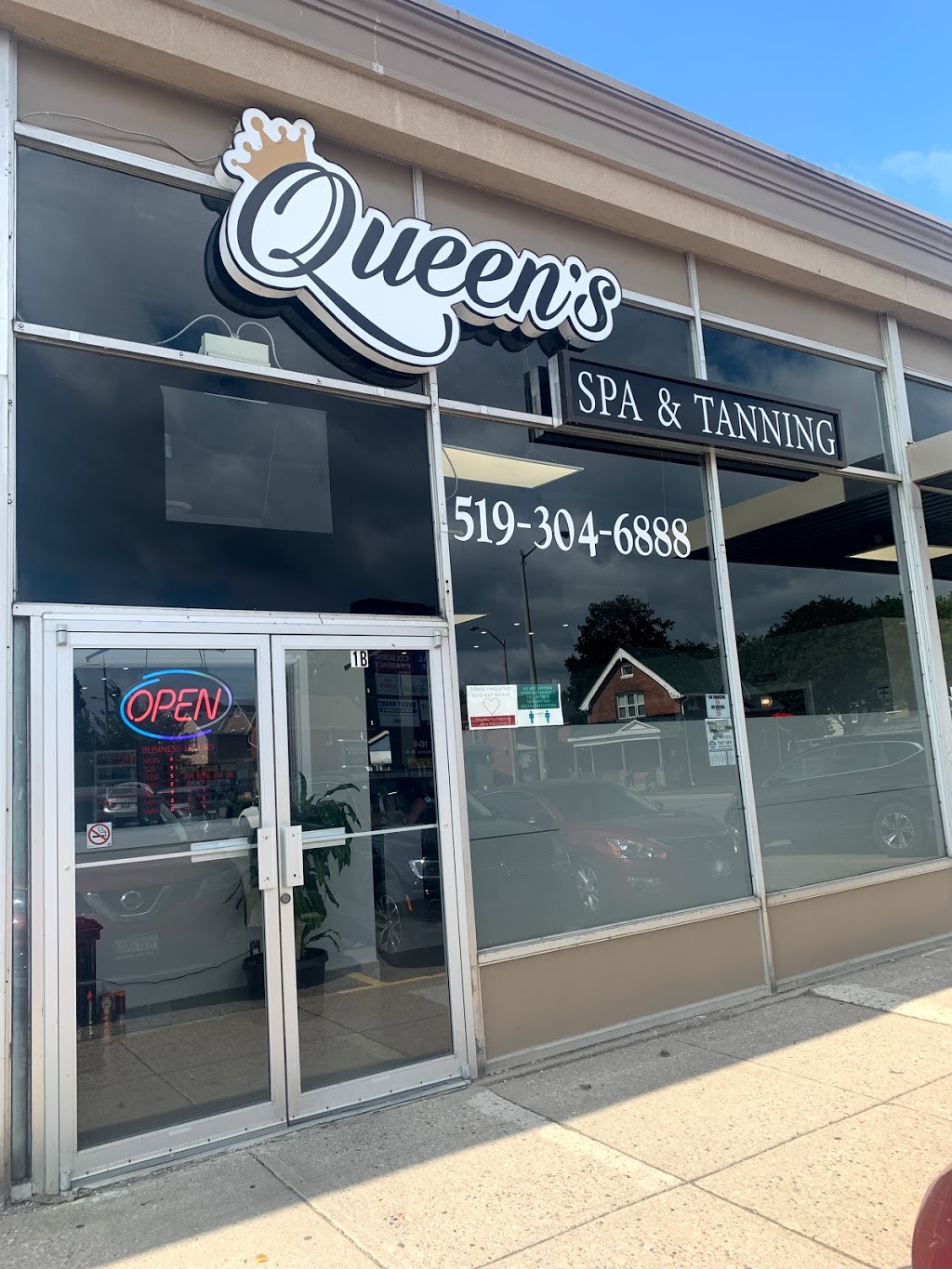 queens spa and tanning | 164 Colborne St W, Brantford, ON N3T 1L2, Canada | Phone: (519) 304-6888