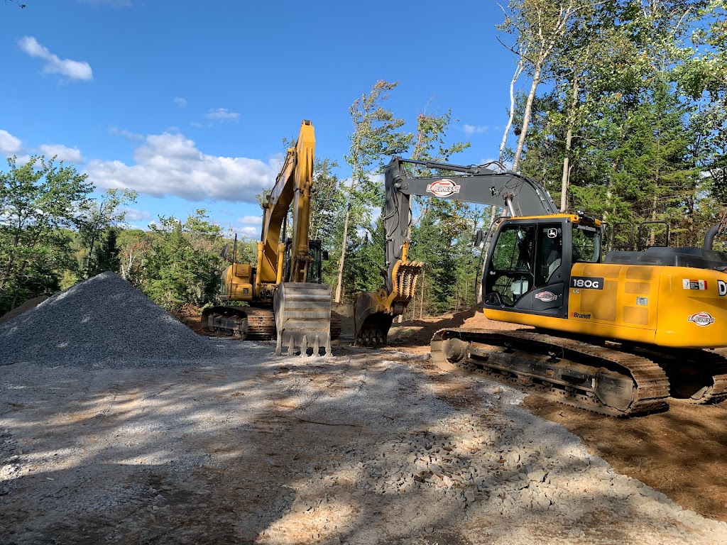 Excavation Lajeunesse Inc | 14 Rue Desjardins, Sainte-Agathe-des-Monts, QC J8C 2W8, Canada | Phone: (819) 326-3484