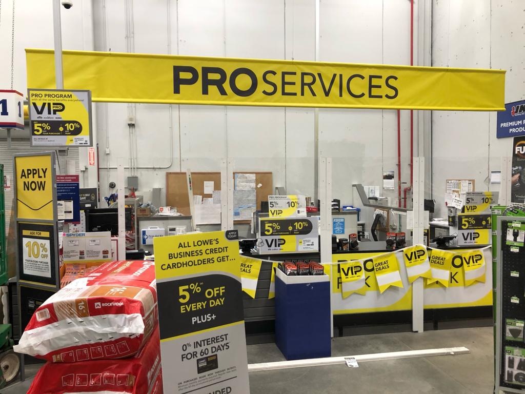 Pro Desk at Lowes | 3270 Harrison Ct, Burlington, ON L7M 0W4, Canada | Phone: (905) 630-8162