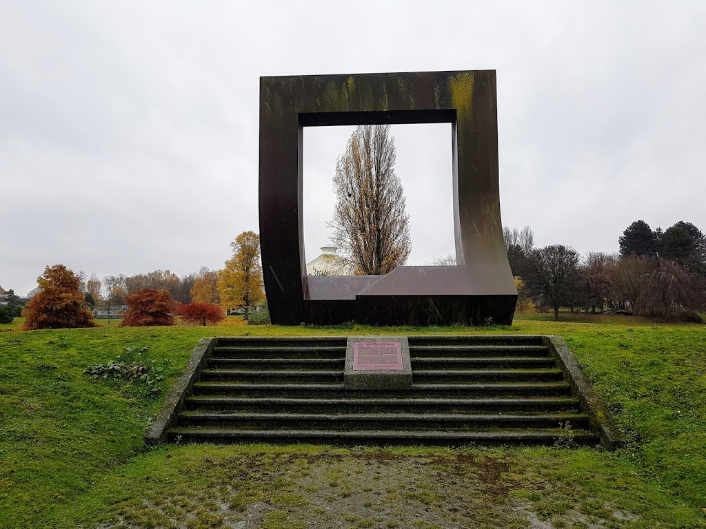 Captain George Vancouver Memorial Sculpture | 1000 Chestnut St, Vancouver, BC V6J 3J9, Canada | Phone: (778) 668-5532