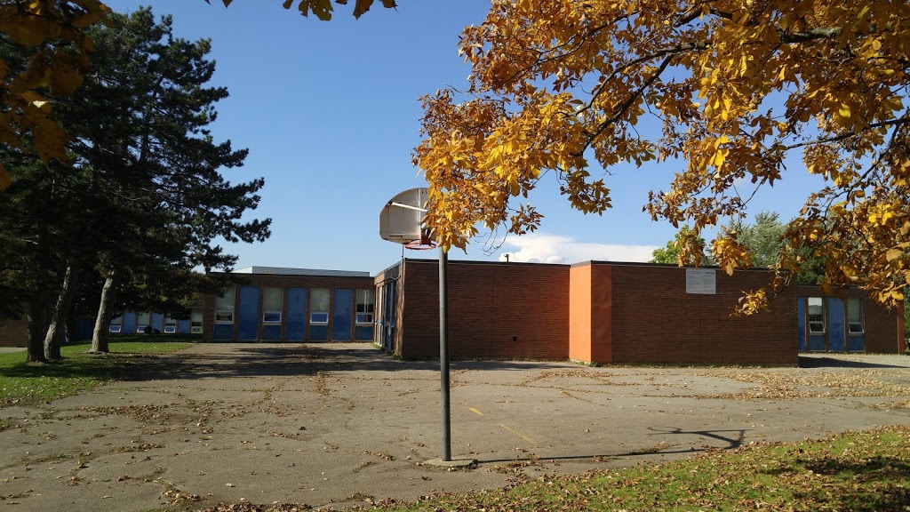 Westwood Elementary School | 9 Lynbrook Dr, Hamilton, ON L9C 2K6, Canada | Phone: (905) 383-2143