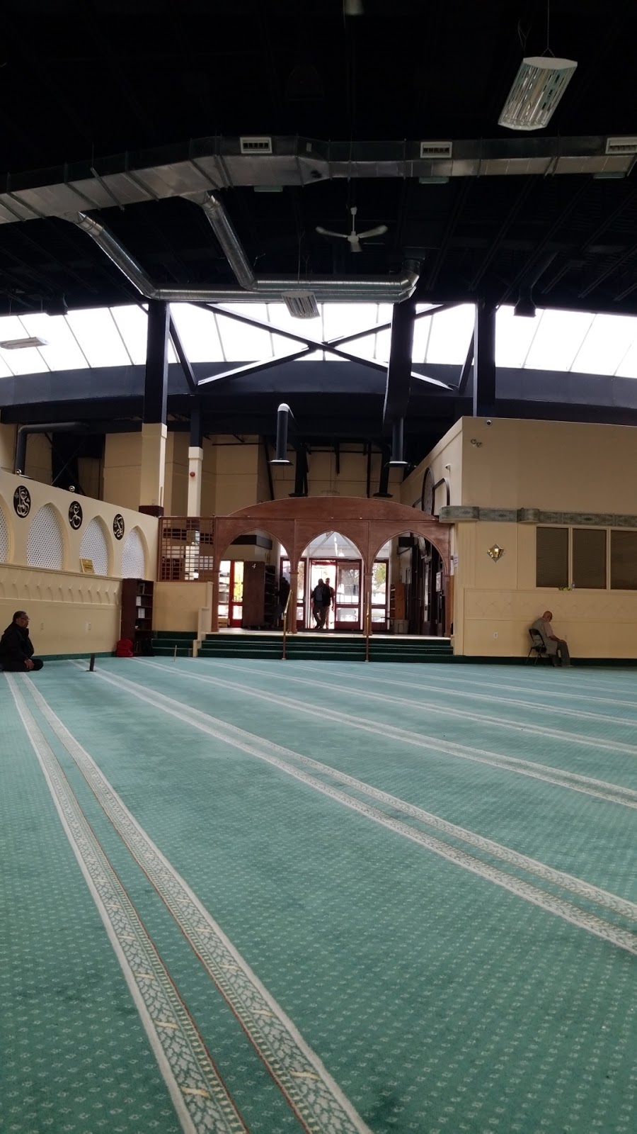 Assalam Mosque | Thurston Dr, Ottawa, ON K1G 5G6, Canada | Phone: (613) 739-3939