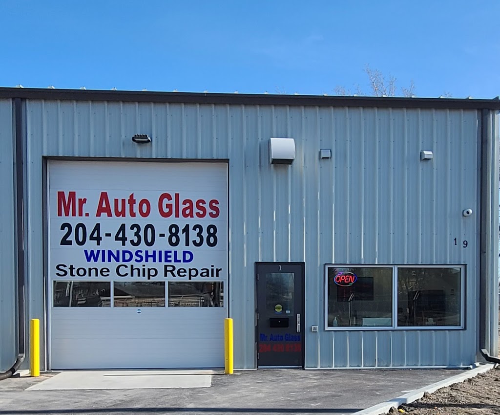 Mr Auto Glass Inc. | 19 Watt St Unit # 1, Winnipeg, MB R2L 1R5, Canada | Phone: (204) 430-8138