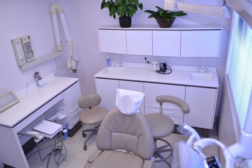 Pape Dental Ctr | 759 Pape Ave, Toronto, ON M4K 3T2, Canada | Phone: (416) 465-3111