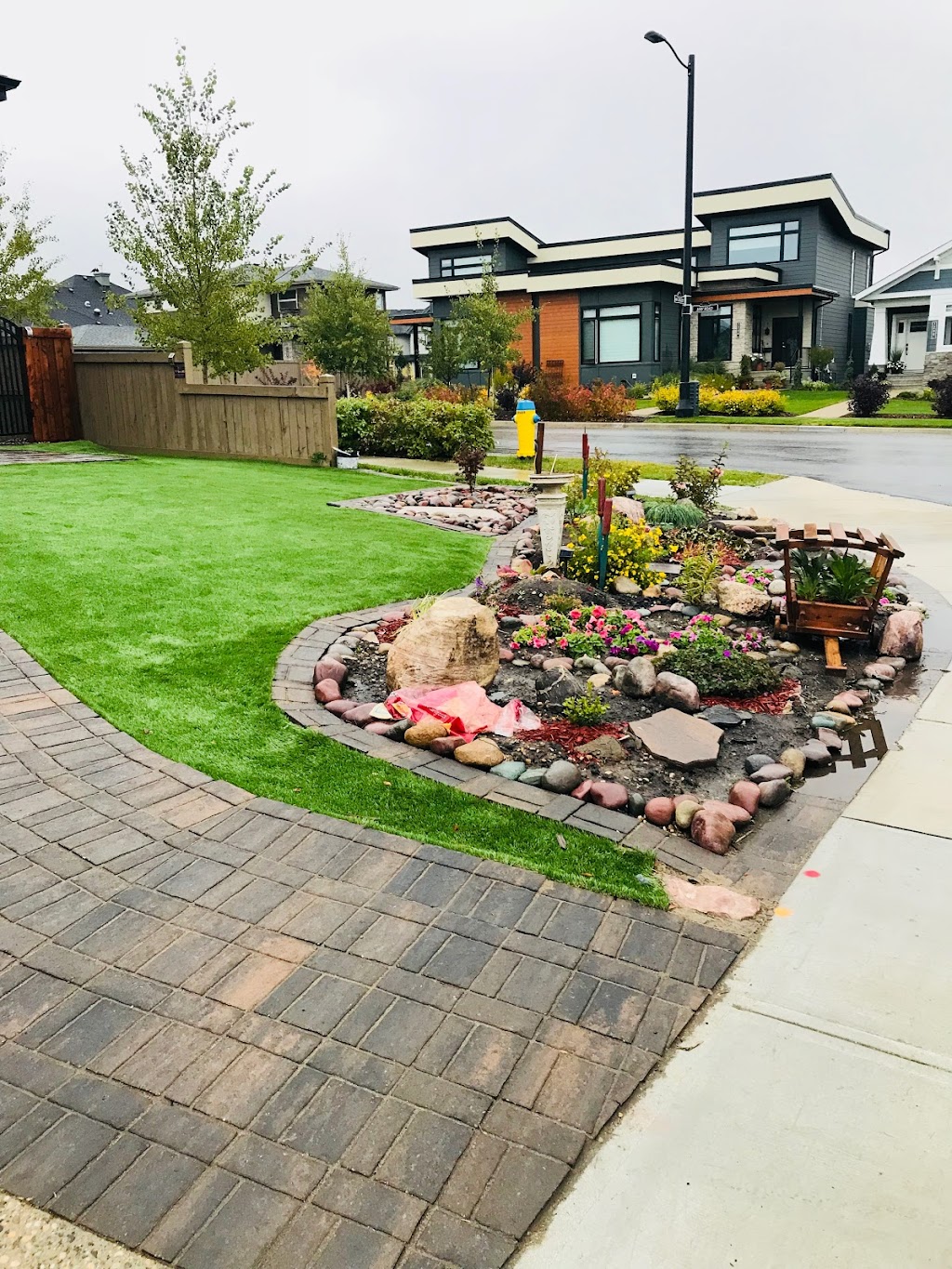 Easy Landscaping | 727 Lauber Crescent NW, Edmonton, AB T6R 3J8, Canada | Phone: (780) 271-3279