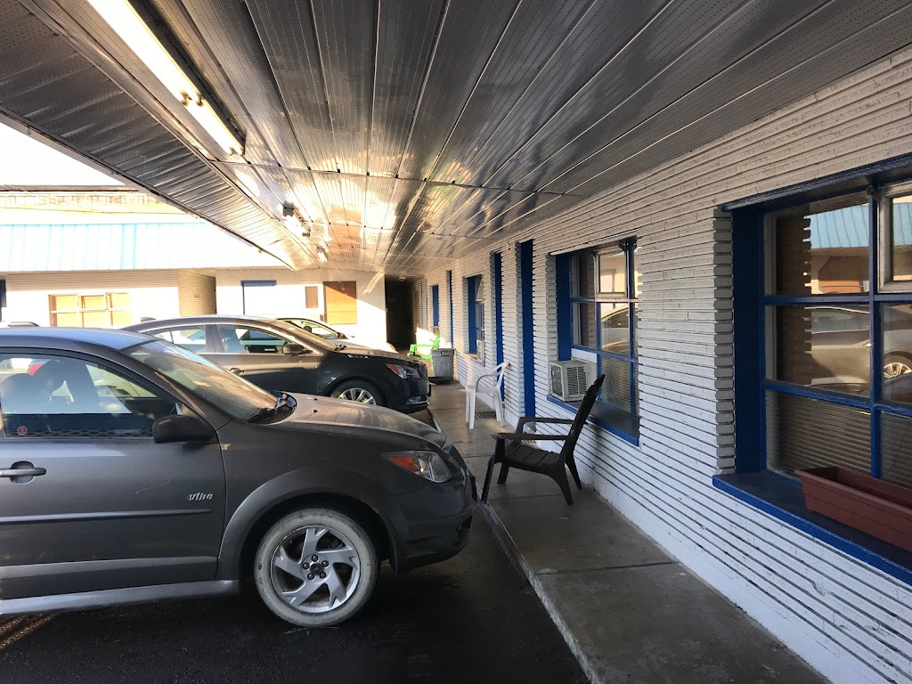 Bluebird Motel | 3755 3rd Ave, Port Alberni, BC V9Y 4E9, Canada | Phone: (250) 723-1153
