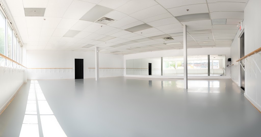 The School of Cadence Ballet | 19 Waterman Ave #4, East York, ON M4B 1Y2, Canada | Phone: (416) 260-1829