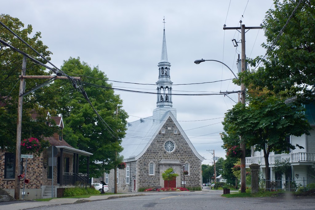 Église Saint-Étienne de Beaumont | 60 Chemin du Domaine, Beaumont, QC G0R 1C0, Canada | Phone: (418) 835-1252