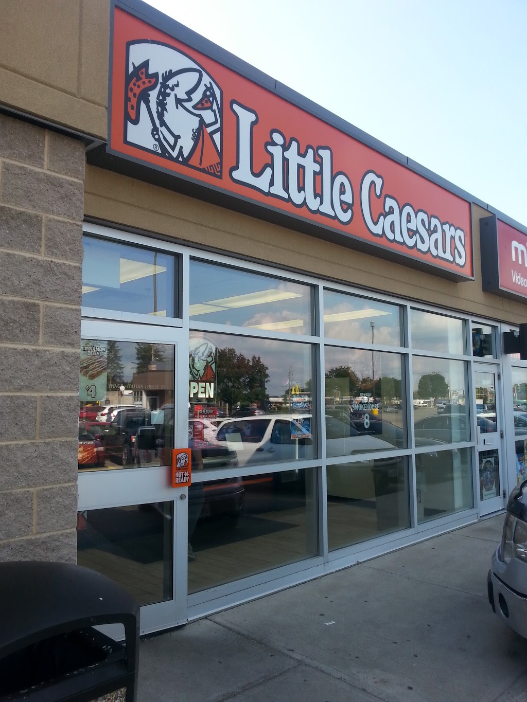 Little Caesars Pizza | 265 King George Rd, Brantford, ON N3R 6Y1, Canada | Phone: (519) 752-0110