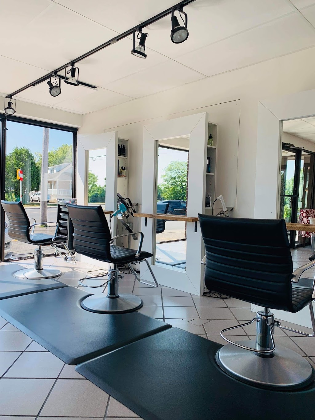 Latelier espace coiffure | 1290 Boulevard Mercure suite C, Drummondville, QC J2B 3M1, Canada | Phone: (819) 857-5552