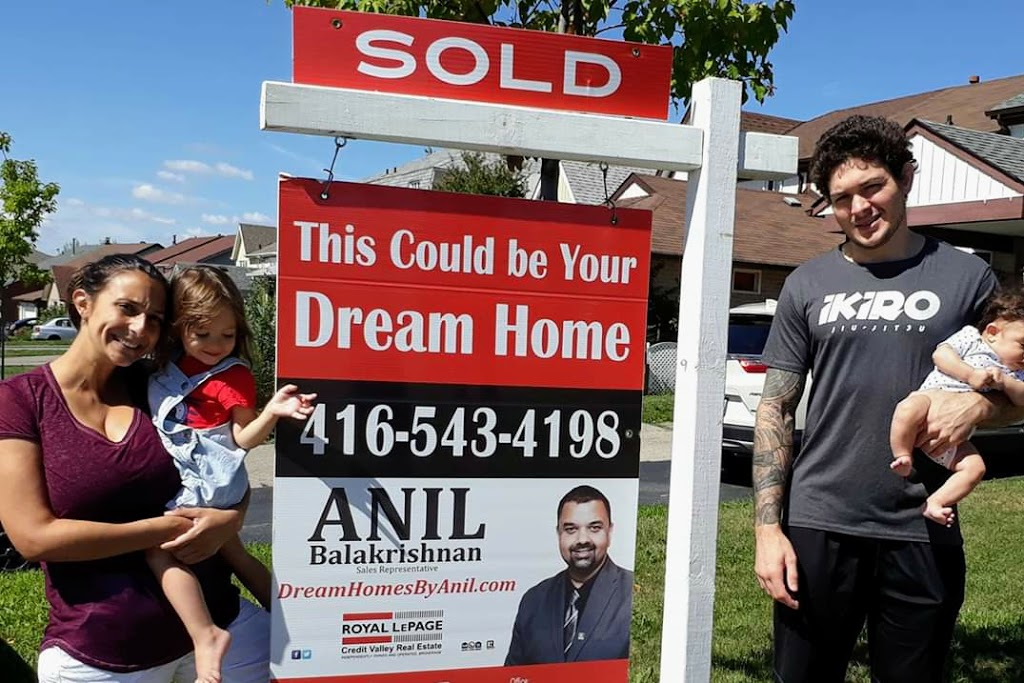 Top Realtor Anil | 1-10045 Hurontario St, Brampton, ON L6Z 0E6, Canada | Phone: (416) 543-4198