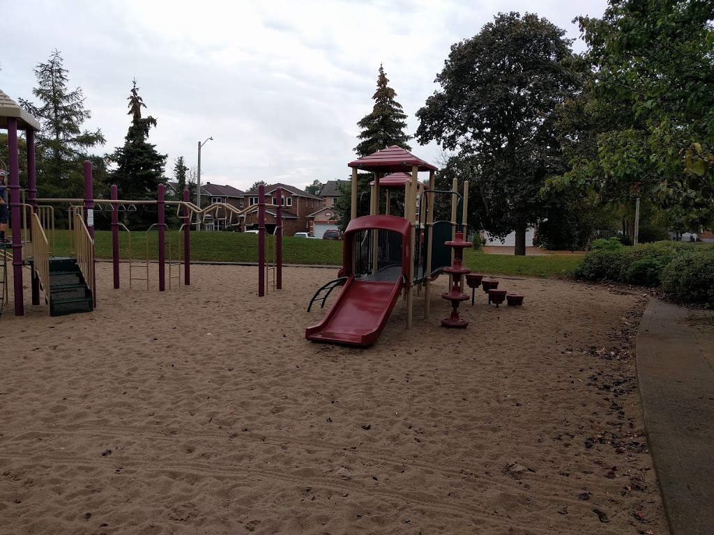 Town Park | 102 Centre St E, Richmond Hill, ON L4C 1A4, Canada | Phone: (905) 771-8870