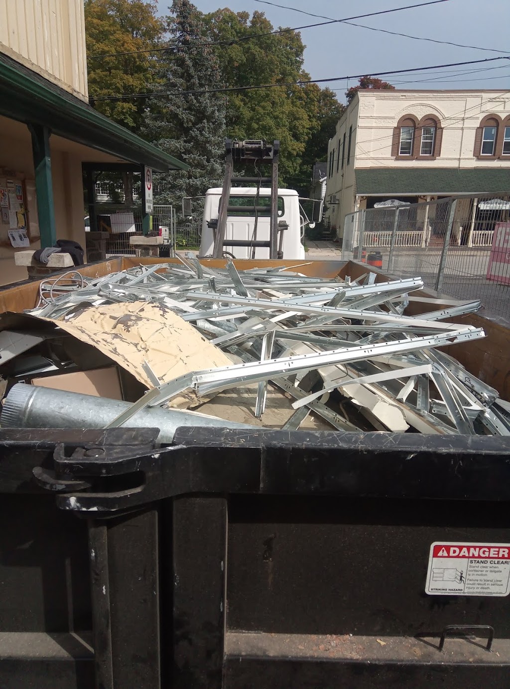 Tor Contracting Junk Removal & Bin Rentals | 7052 County Rd 13, Lisle, ON L0M 1M0, Canada | Phone: (705) 481-7731