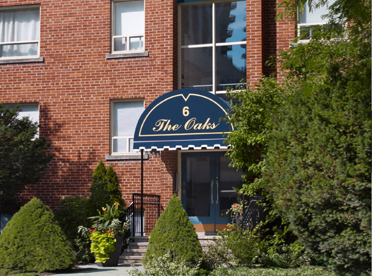 The Oaks | 12 Oakburn Crescent #2, North York, ON M2N 2T4, Canada | Phone: (416) 226-2888