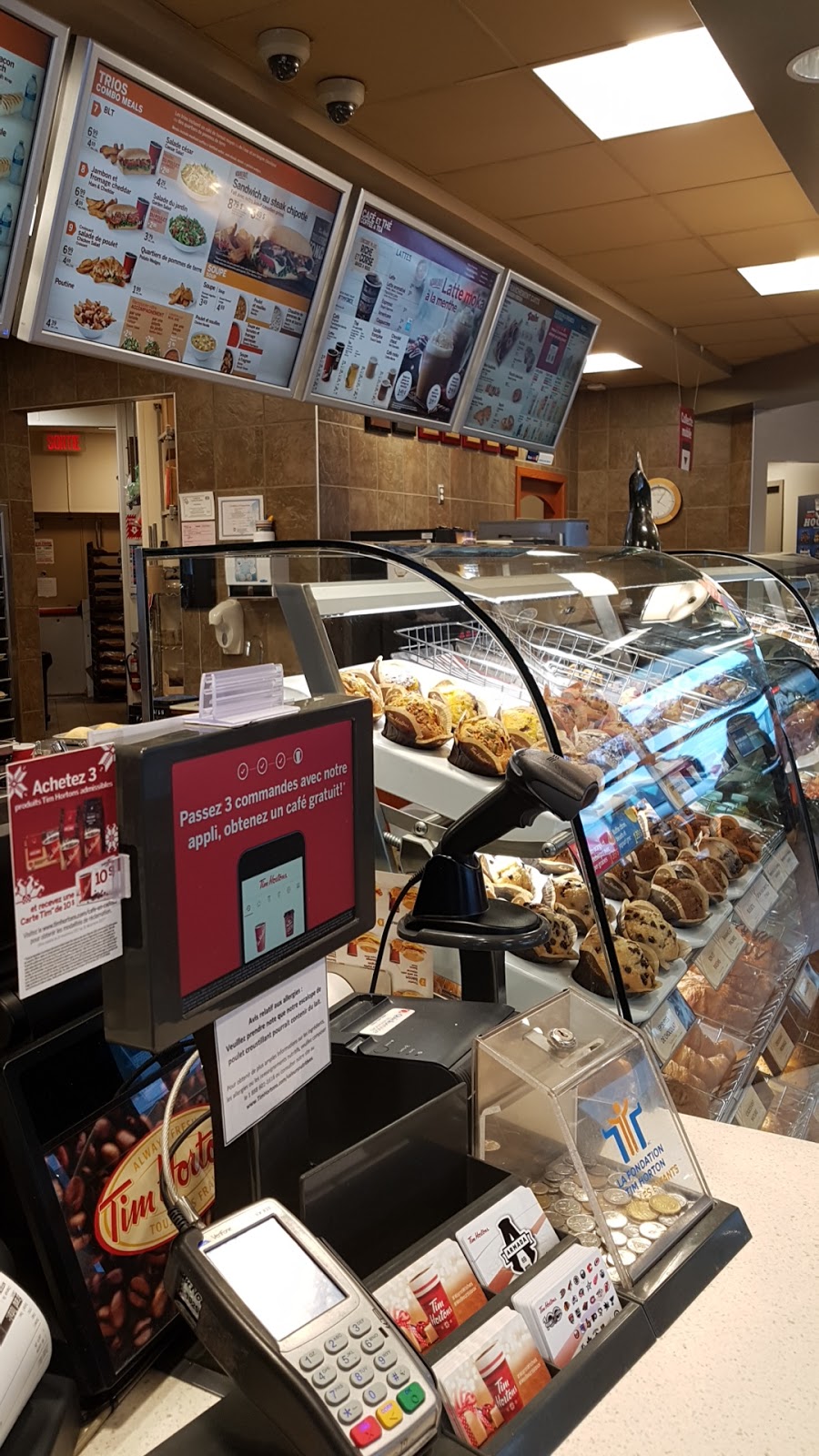 Tim Hortons | 1135 Boulevard Curé-Labelle, Blainville, QC J7C 2N2, Canada | Phone: (450) 420-5083