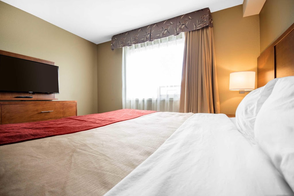 Comfort Inn & Suites | 26574 Gloucester Way, Langley Twp, BC V4W 4A8, Canada | Phone: (604) 856-8288