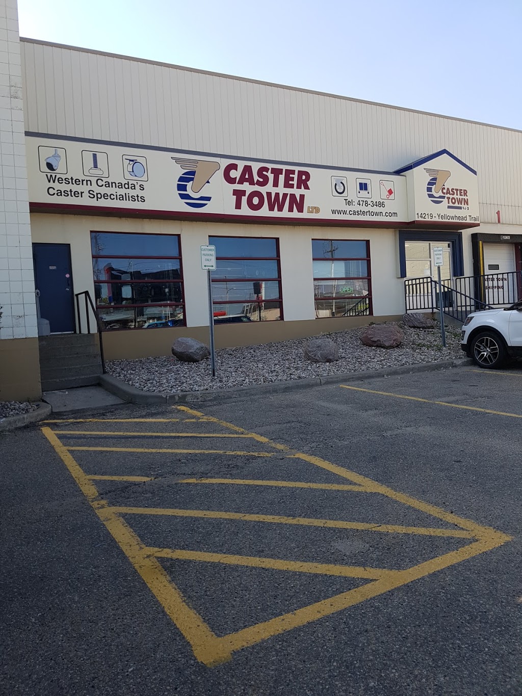 Caster Town | 14219 Yellowhead Trail, Edmonton, AB T5L 3C4, Canada | Phone: (780) 478-3486