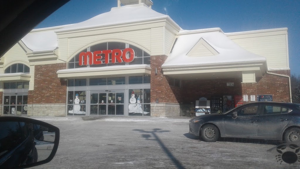 Metro Chénéville | 45 Rue Albert Ferland, Chénéville, QC J0V 1E0, Canada | Phone: (819) 428-3966