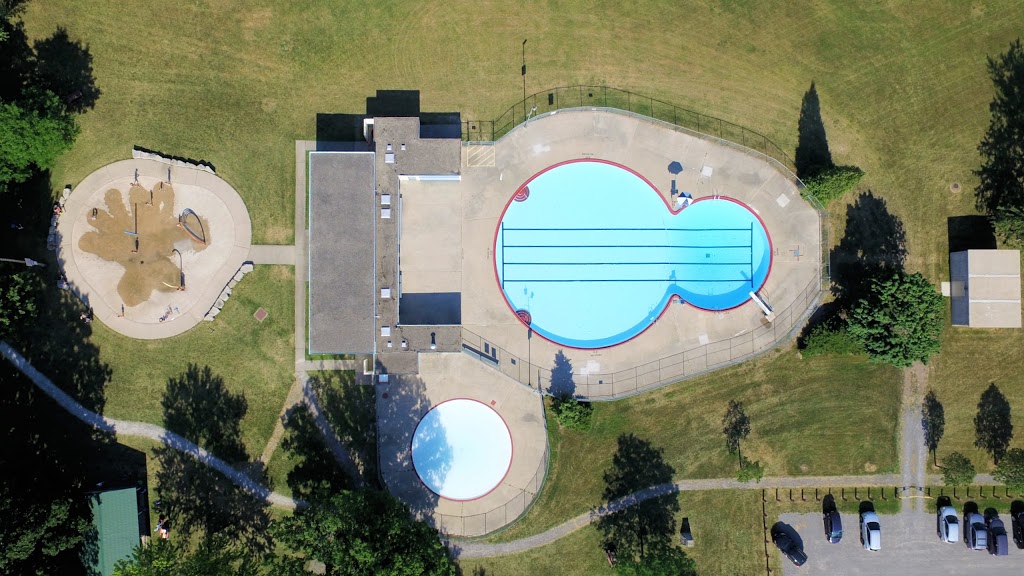 Memorial Park Pool | 405 Memorial Park Dr, Welland, ON L3B 1A5, Canada | Phone: (905) 732-0684