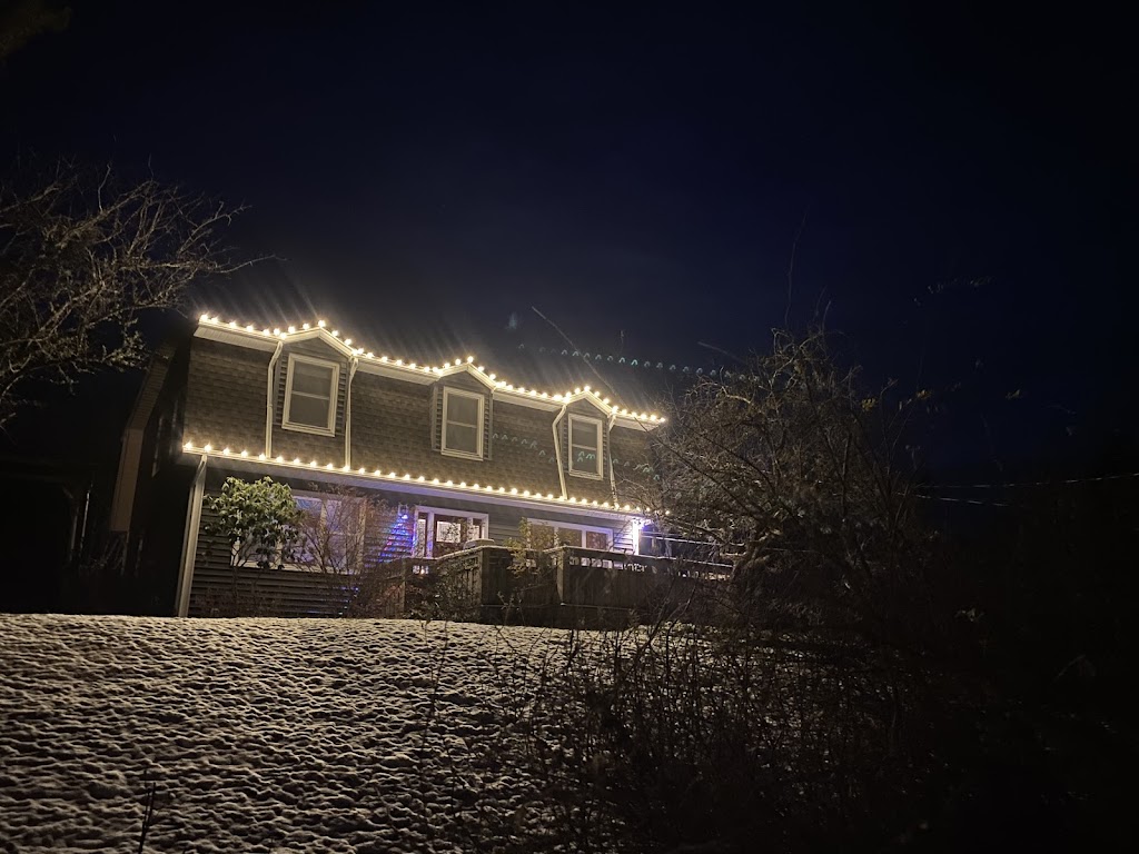 Christmas Light Hanging Halifax | 95 Akerley Blvd, Dartmouth, NS B3B 1R7, Canada | Phone: (902) 890-1752