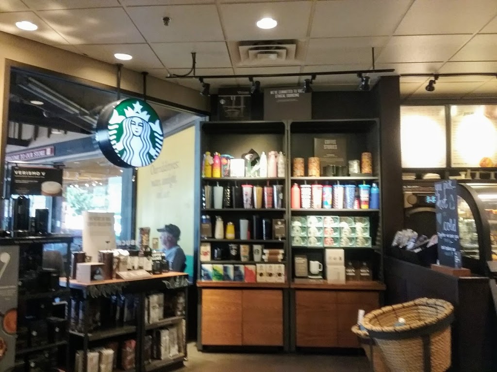 Starbucks | 3995 Quadra St #103, Victoria, BC V8X 1J8, Canada | Phone: (250) 727-6394