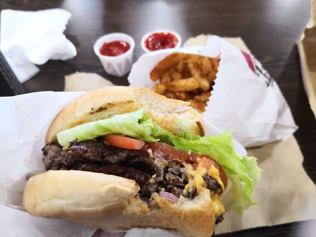 Fresh Burger | 9206 Leslie St unit 4, Richmond Hill, ON L4B 2N8, Canada | Phone: (905) 597-7224