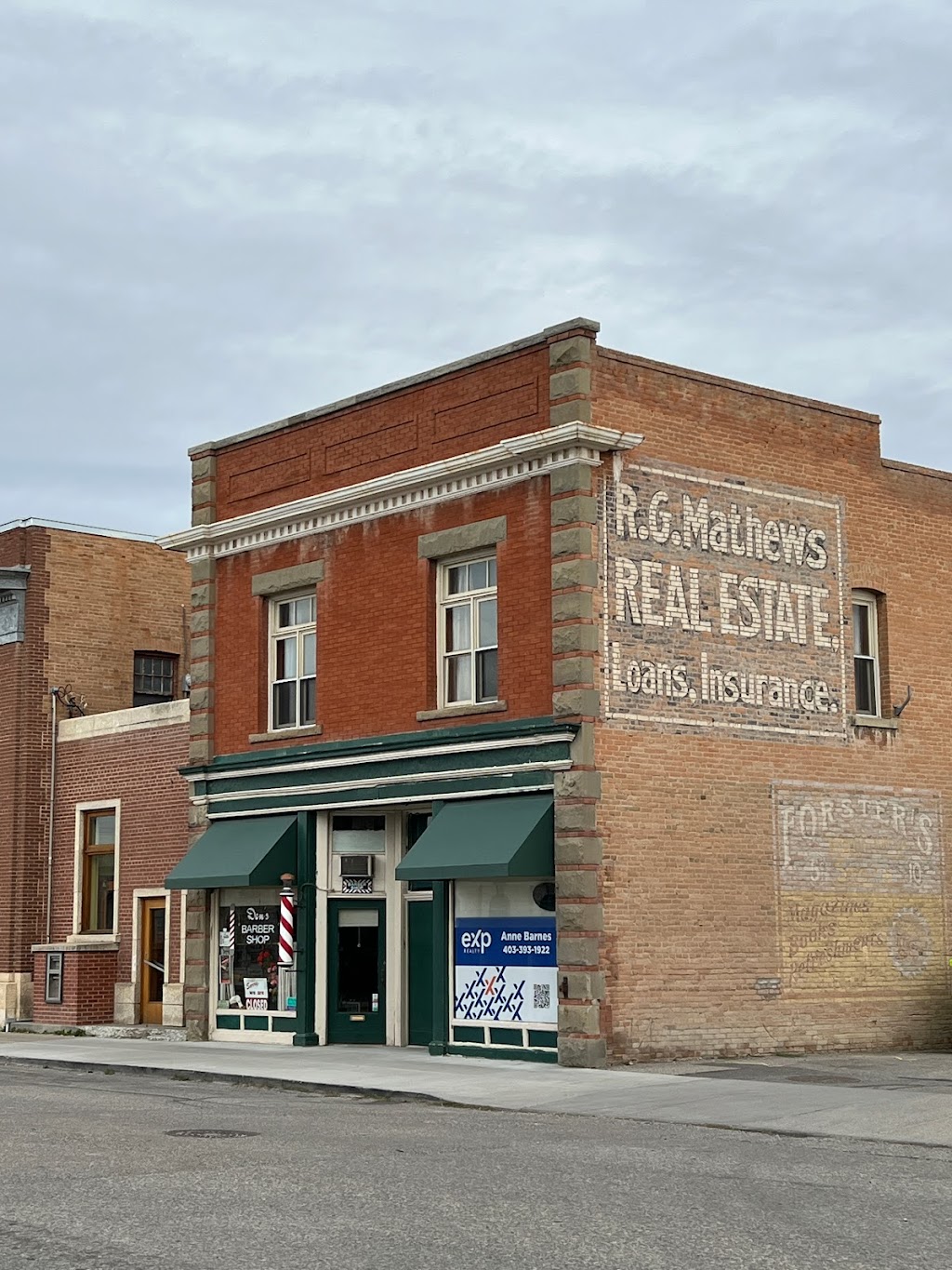 Dons Barber Shop | 2316 2 Ave, Fort Macleod, AB T0L 0Z0, Canada | Phone: (403) 553-3233