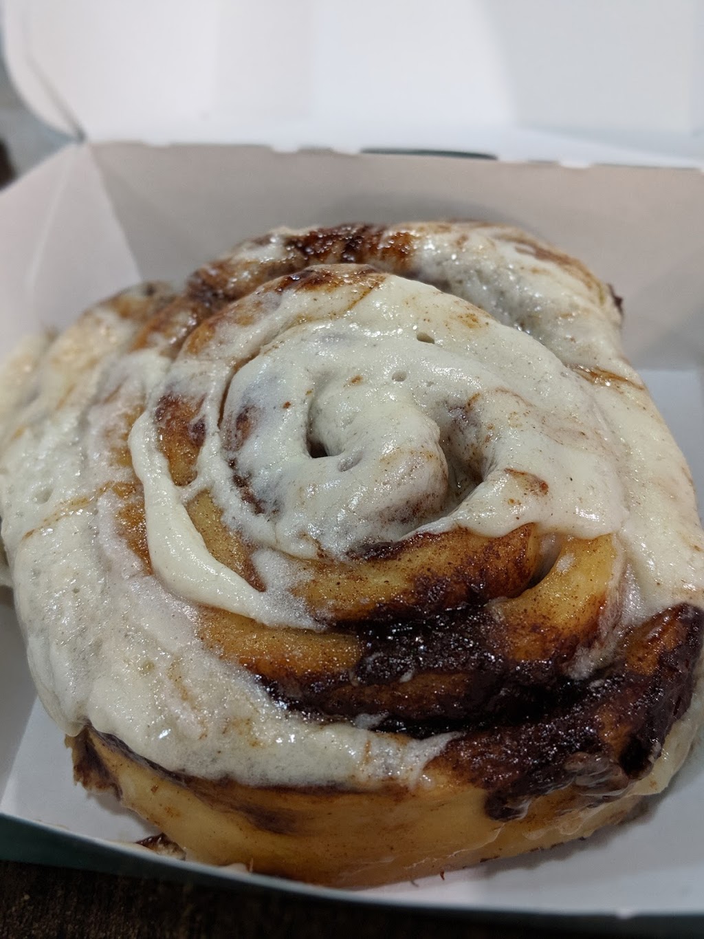 Cinnabon | Mile Marker 447, New York State Thruway, Angola, NY 14006, USA | Phone: (716) 549-0066