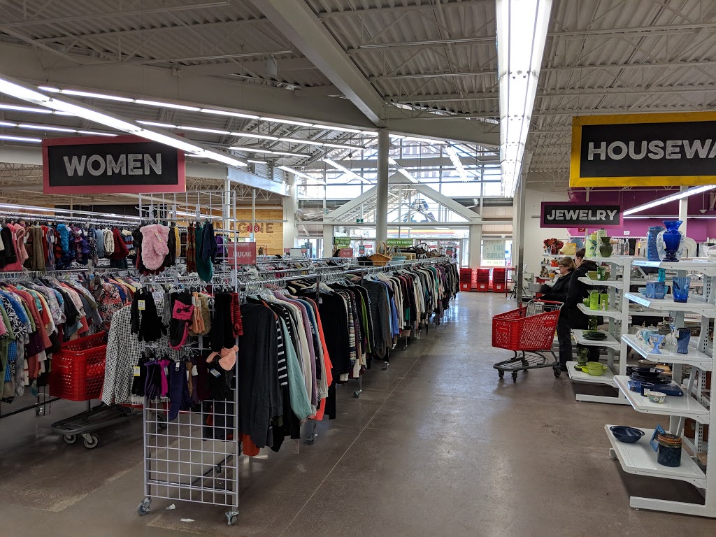 Value Village | 70 McLeod Ave, Spruce Grove, AB T7X 3C7, Canada | Phone: (587) 319-0396