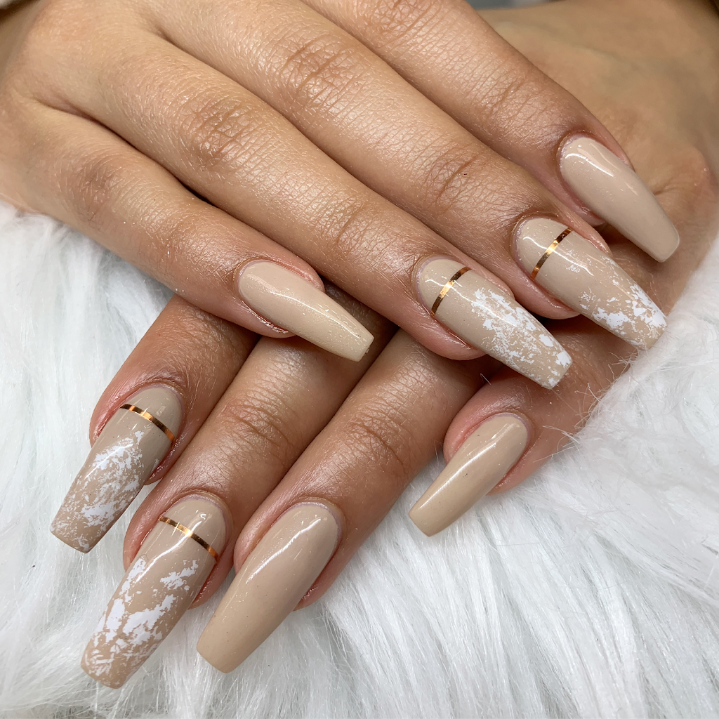 Lotus Nails & Spa | Next door to Sunway Dental, 3015 Winston Churchill Blvd Unit 104, Mississauga, ON L5L 4V4, Canada | Phone: (905) 608-0377