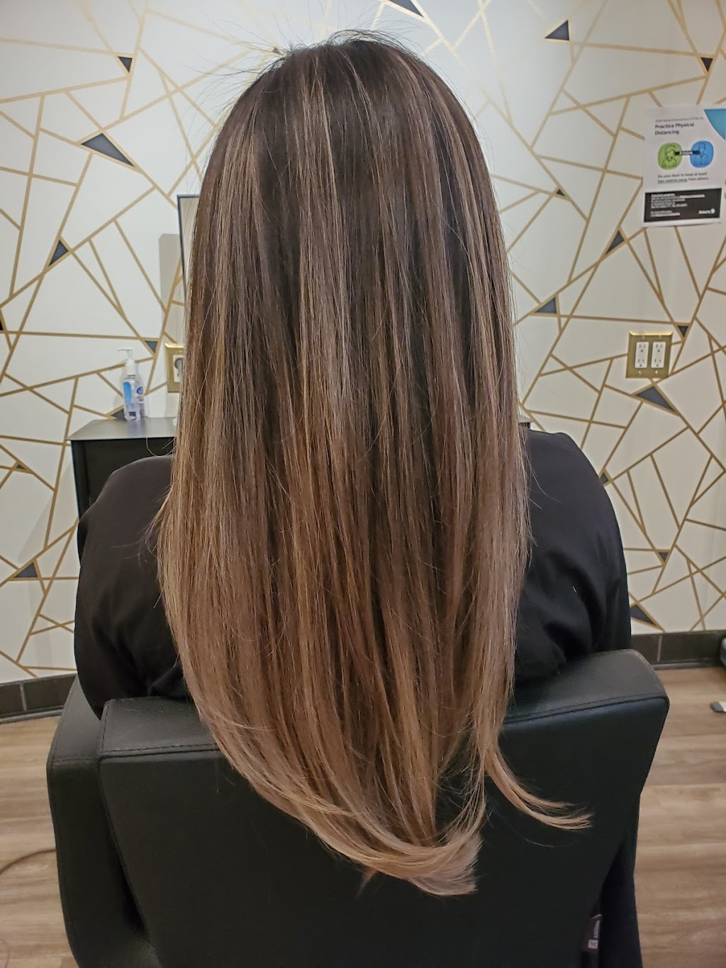 Salon Shear | 1860 Appleby Line Unit 21, Burlington, ON L7L 0B7, Canada | Phone: (905) 336-3444