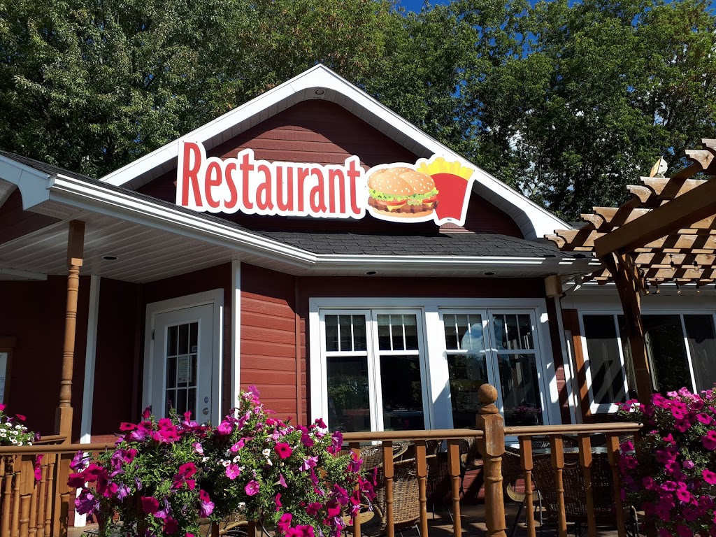 Au Petit Relais | 1242 Rue Principale, Batiscan, QC G0X 1A0, Canada | Phone: (418) 362-0335