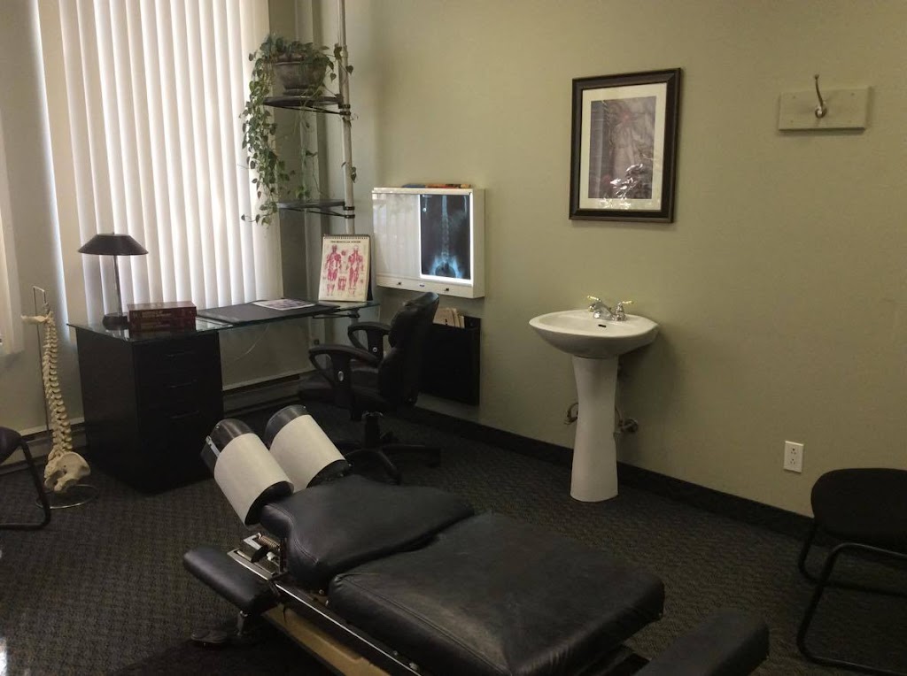 Dr Mario Amyot Chiropraticien | 4570 Rue Jean-Talon E, Saint-Léonard, QC H1S 1K2, Canada | Phone: (514) 722-5394