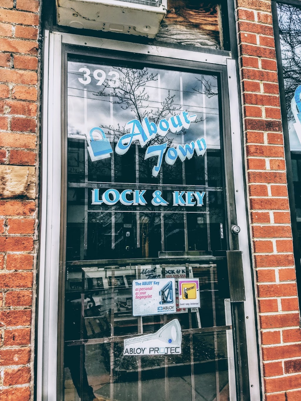 About Town Lock & Key | 393 Cannon St E, Hamilton, ON L8L 2C5, Canada | Phone: (905) 525-5564