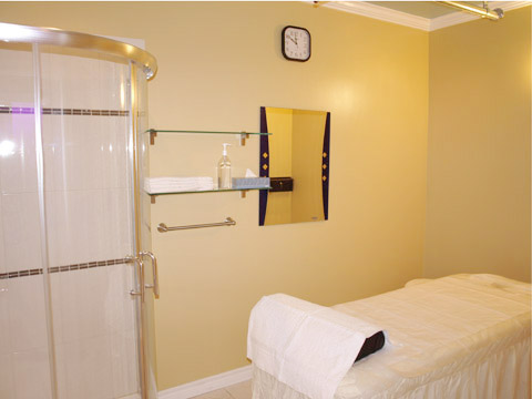 Yans Harmony Health Spa | 4174 Kingston Rd, Scarborough, ON M1E 2M4, Canada | Phone: (647) 748-9266