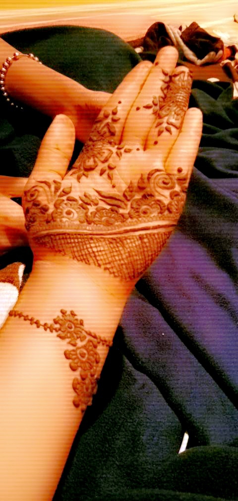 Mehndi artist | 6722 Golden Hills Way, Mississauga, ON L5W 1P1, Canada | Phone: (416) 562-3624