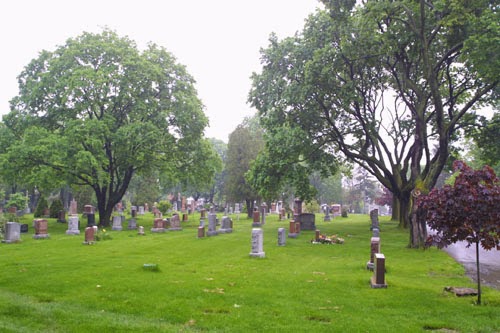 Riverside Cemetery & Cremation Centre | 1567 Royal York Rd, Etobicoke, ON M9P 3C4, Canada | Phone: (416) 241-0861