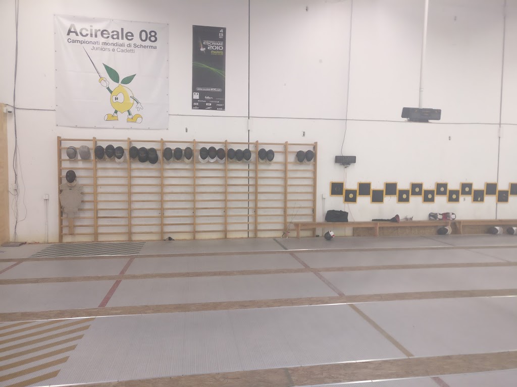 Dynamo Fencing Richmond | 2231 Vauxhall Pl, Richmond, BC V6V 1Z5, Canada | Phone: (604) 232-9100