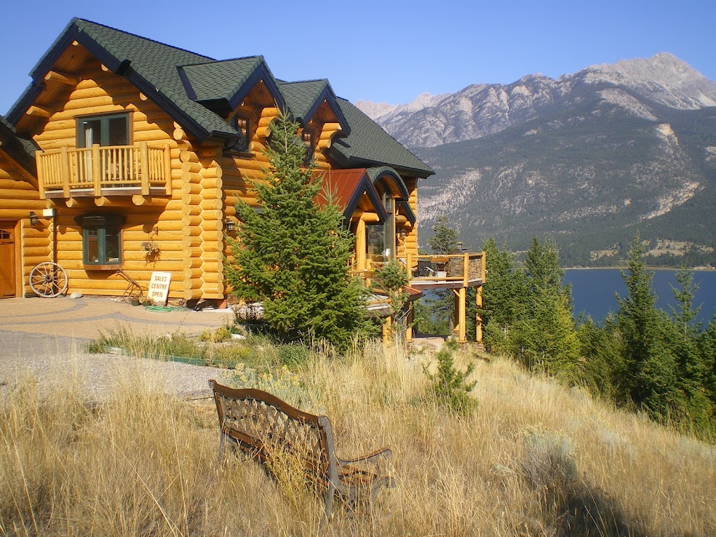 The Lodge at Bella Vista | 6083 Bella Vista Boulevard, Fairmont Hot Springs, BC V0B 1L2, Canada | Phone: (403) 861-2309