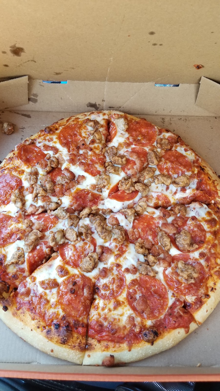 Little Caesars Pizza | 16 Winchester Rd E, Whitby, ON L1M 1B3, Canada | Phone: (905) 655-3999