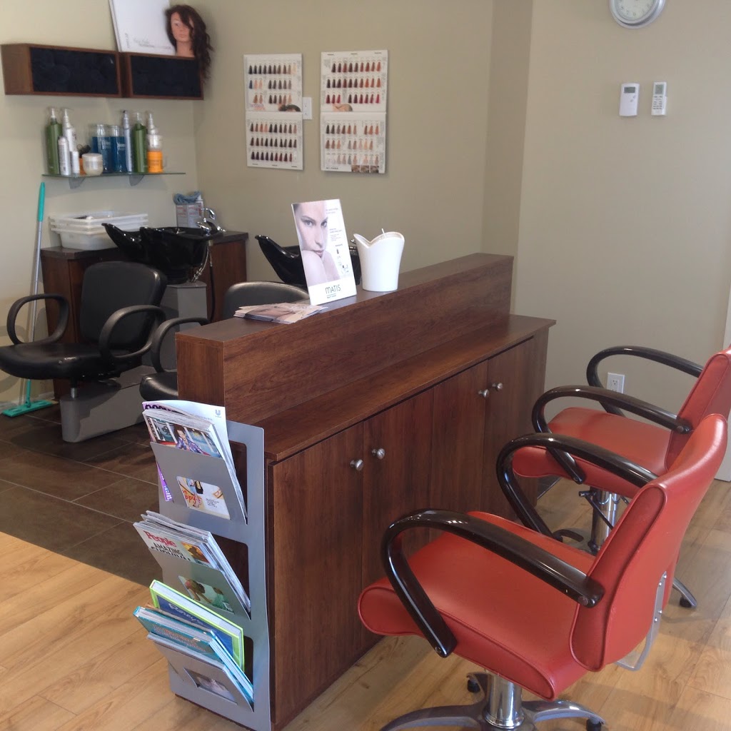 Pure Coiffure | 252 Limoges Rd, Limoges, ON K0A 2M0, Canada | Phone: (613) 443-2545