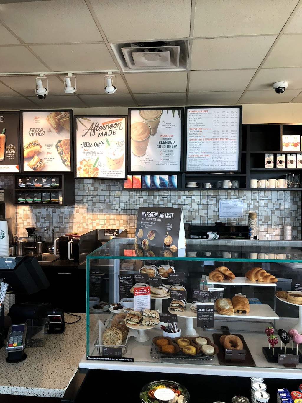 Starbucks | 3737 Major Mackenzie Dr, 101 Vellor Village, Woodbridge, ON L4H 0A2, Canada | Phone: (905) 303-7097