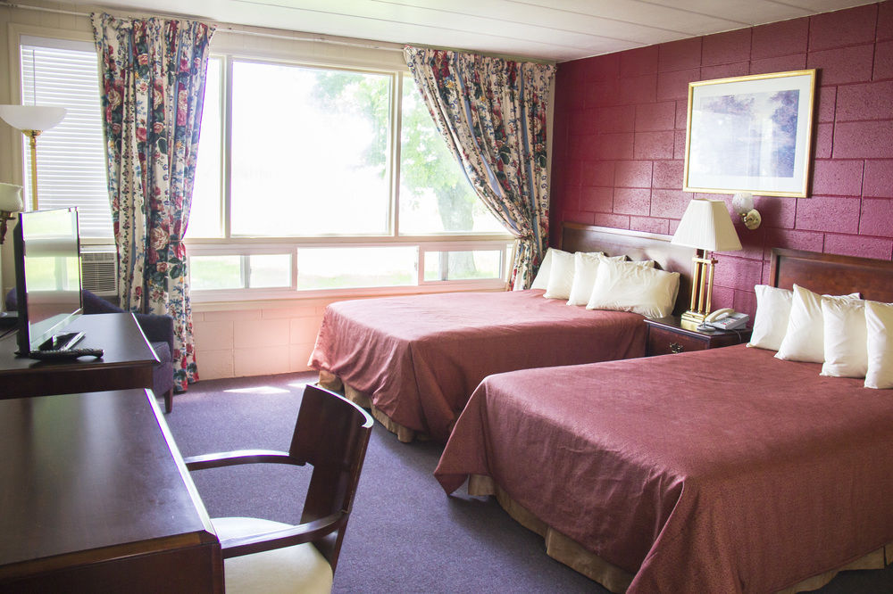 Riverview Motel | 642 Main St W, Dunnville, ON N1A 1W7, Canada | Phone: (905) 774-5634