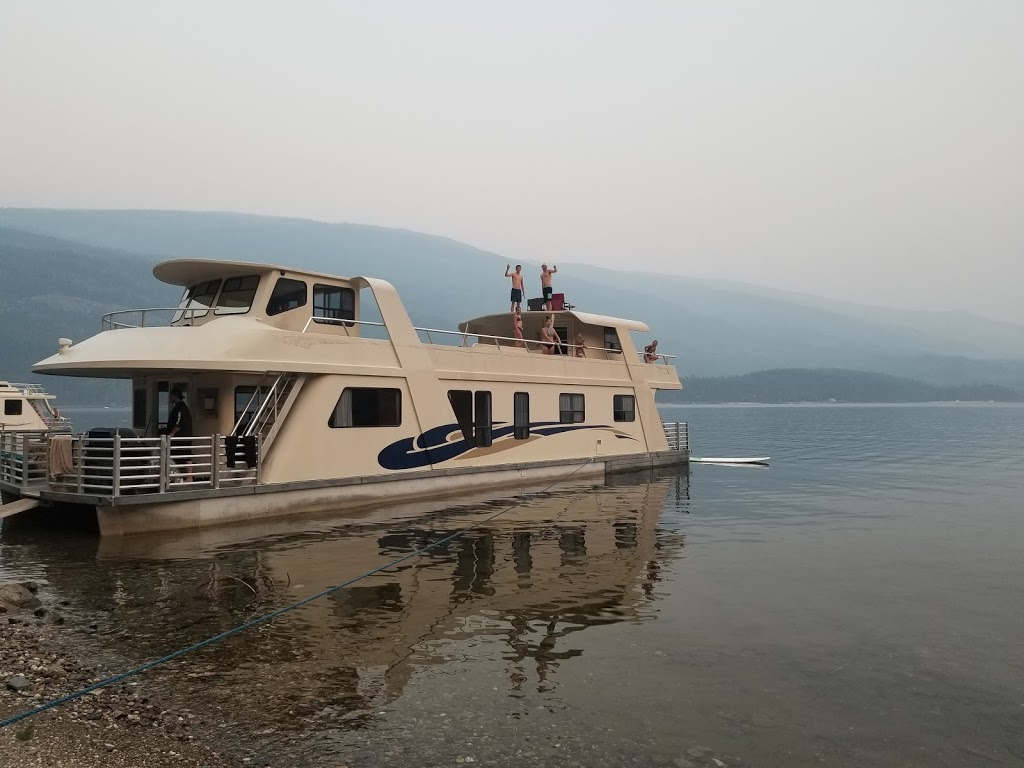 Bluewater House Boat Vacations | 110 Weddup St, Sicamous, BC V0E 2V1, Canada | Phone: (250) 836-2255