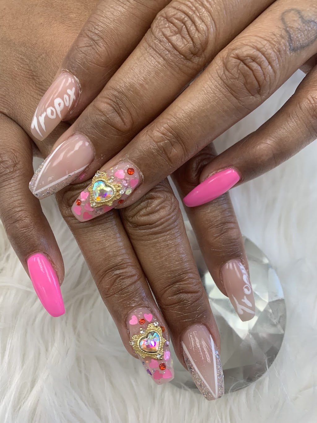 Michelle Le Nails | 3040 Danforth Ave, East York, ON M4C 1N2, Canada | Phone: (416) 690-4460