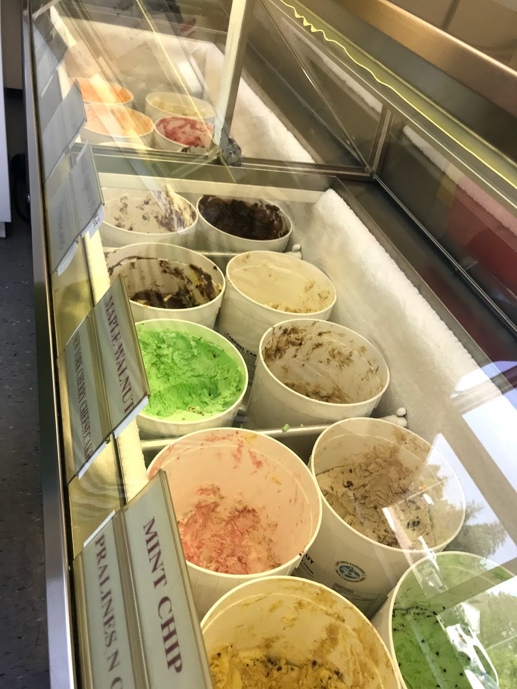 Purple Cow Chocolate And Ice Cream | 111 Colonnade Rd, Nepean, ON K2E 7M3, Canada | Phone: (613) 226-4646