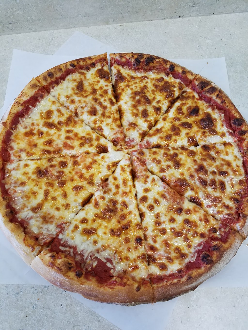 Bobs Poplar Pizza | 2912 William St, Cheektowaga, NY 14227, USA | Phone: (716) 892-5118