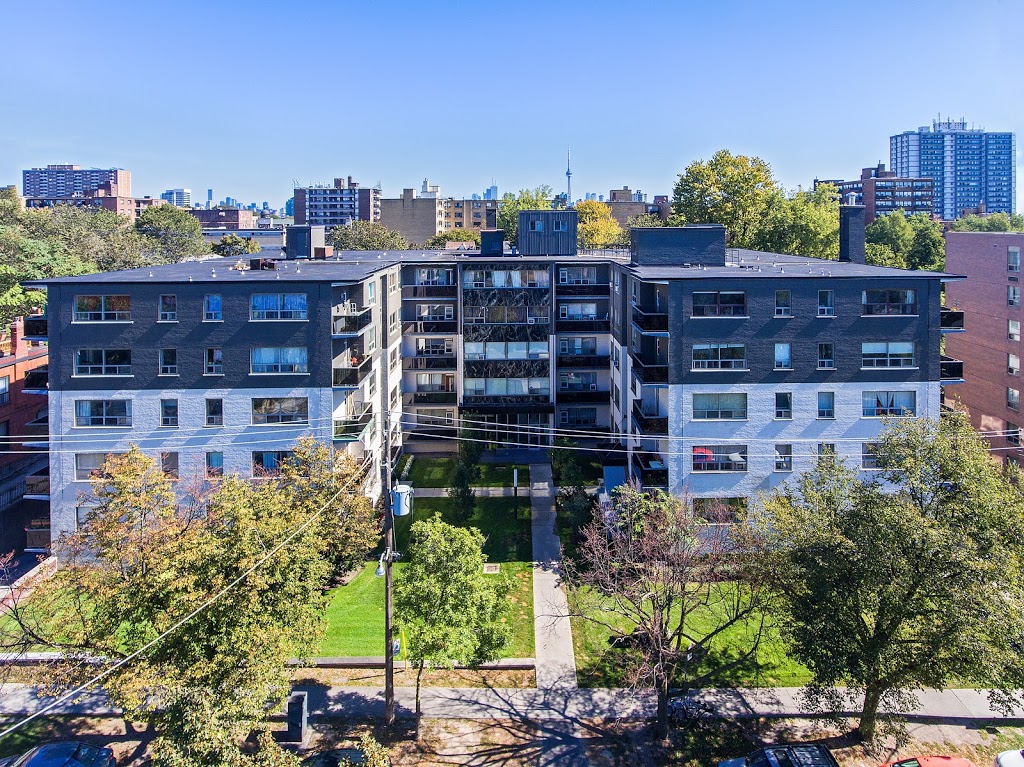 Dowling Court - 99 Dowling Avenue | 99 Dowling Ave, Toronto, ON M6K 3A2, Canada | Phone: (437) 225-7315