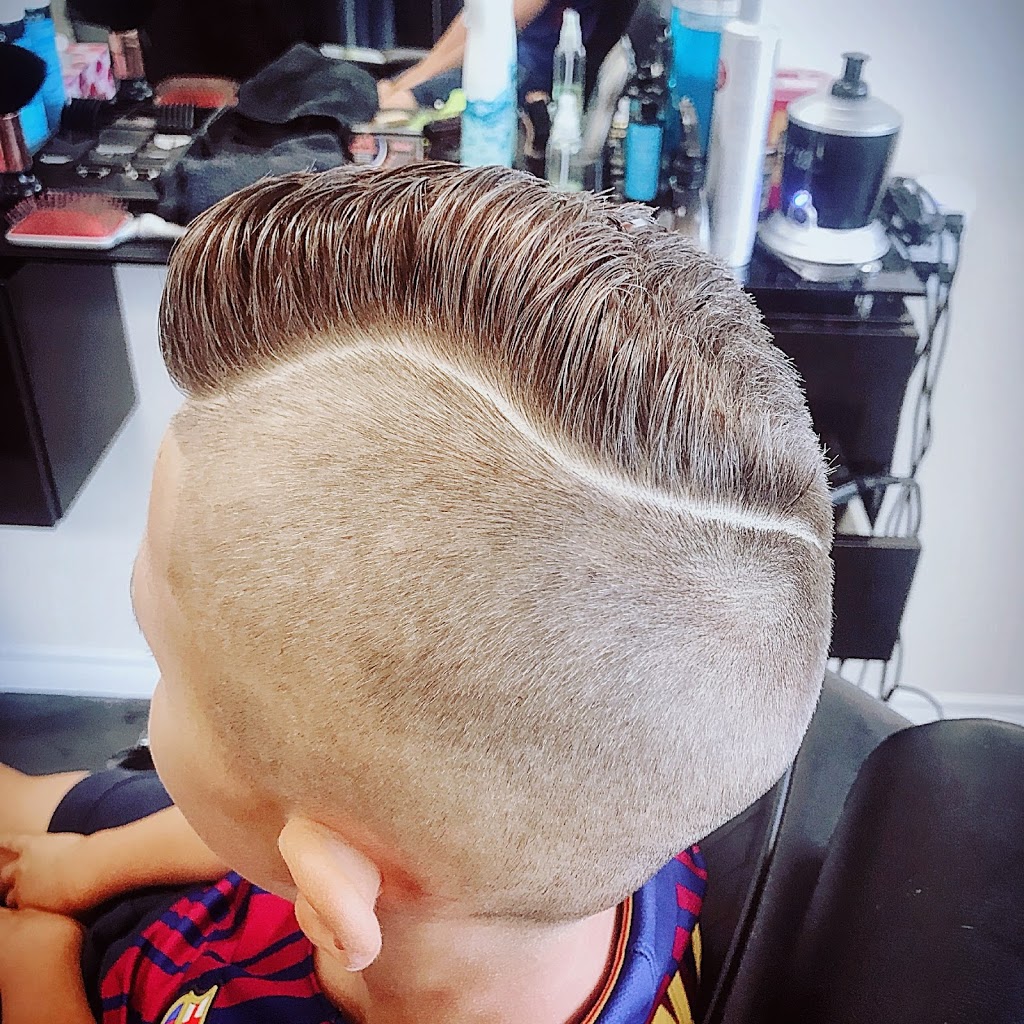 N&R BarberShop | 575 River Glen Blvd #5, Oakville, ON L6H 6X6, Canada | Phone: (289) 259-3799